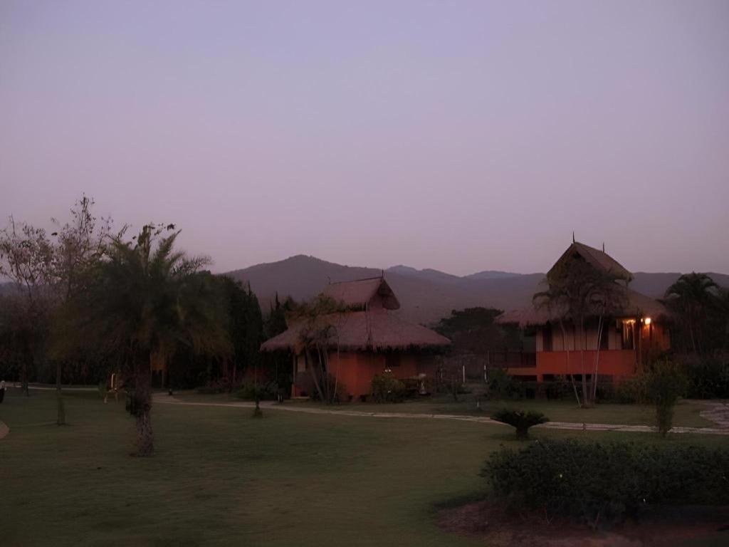 Pai Hotsprings Spa Resort מראה חיצוני תמונה